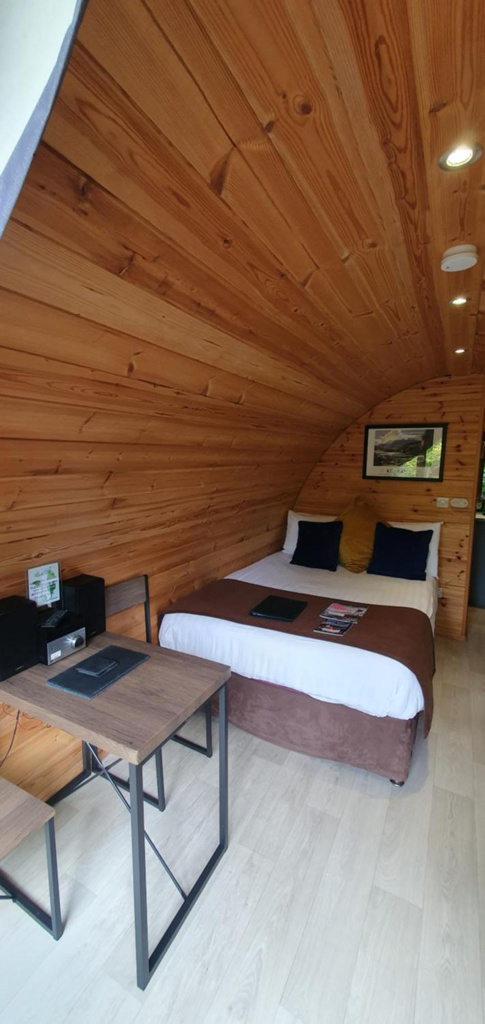 Priory Glamping Pods And Guest Accommodation Кілларні Екстер'єр фото